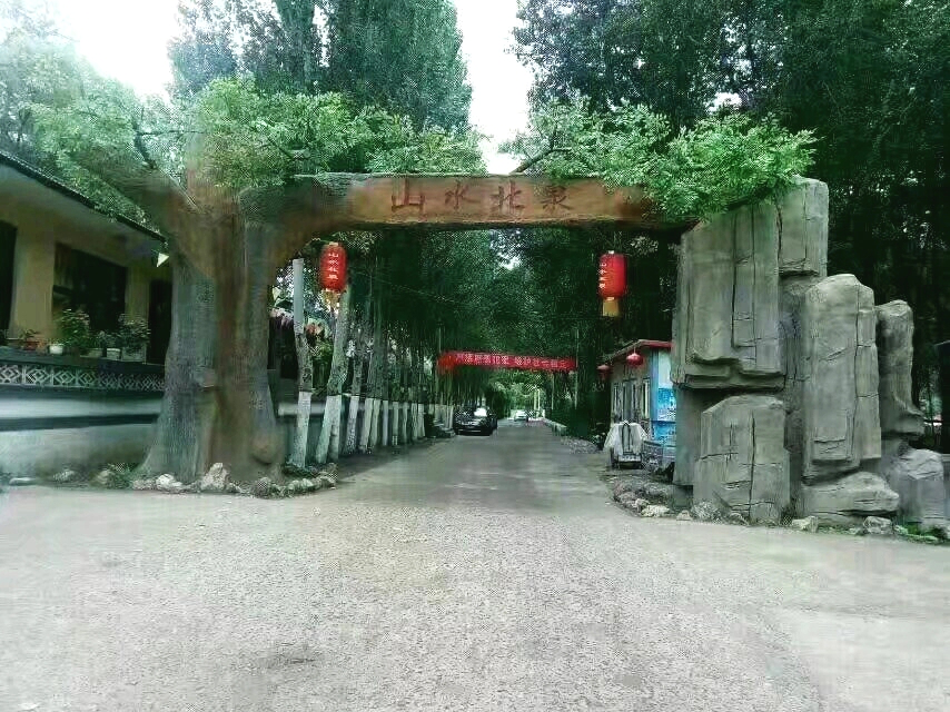 仿真榕樹大門，秒殺景區(qū)優(yōu)勢(shì)！